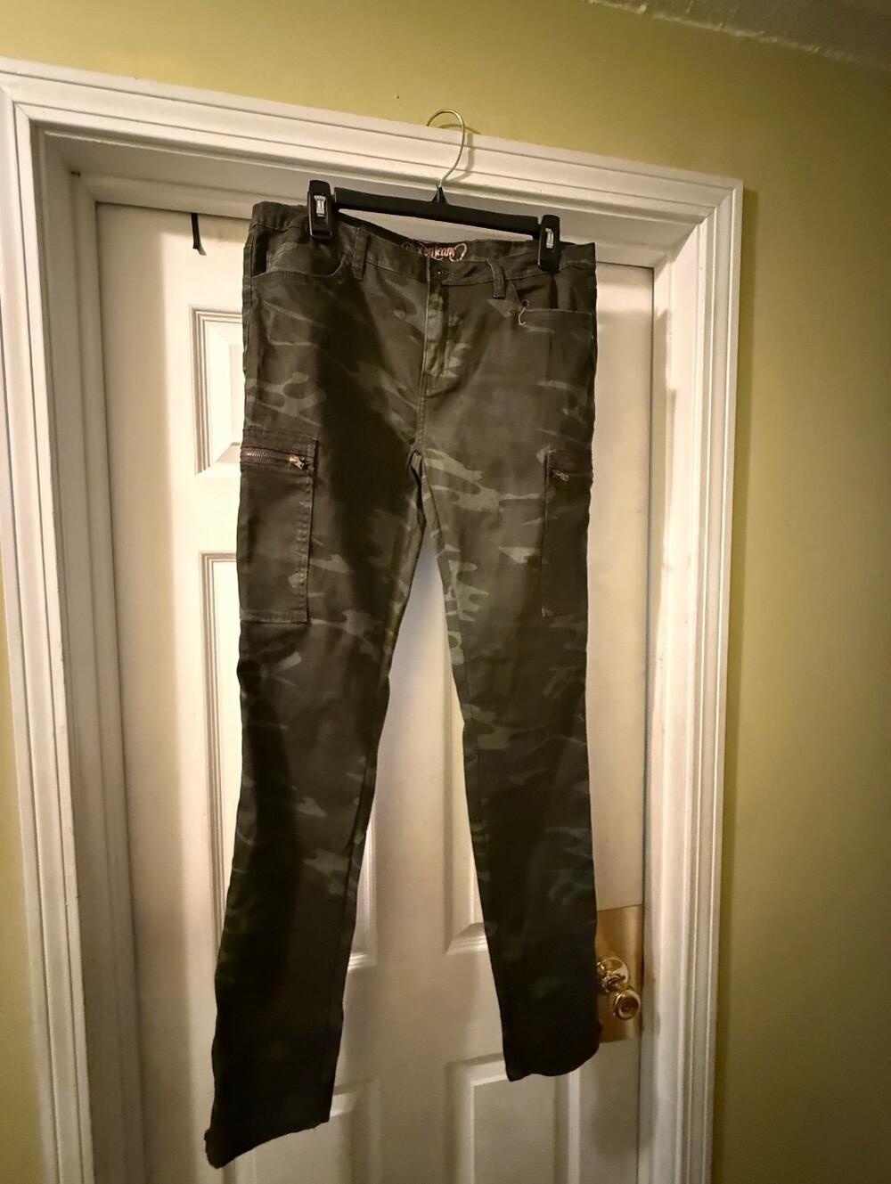 Camo Skinny Jeans w/ Zipper Detailing at sides and ankles